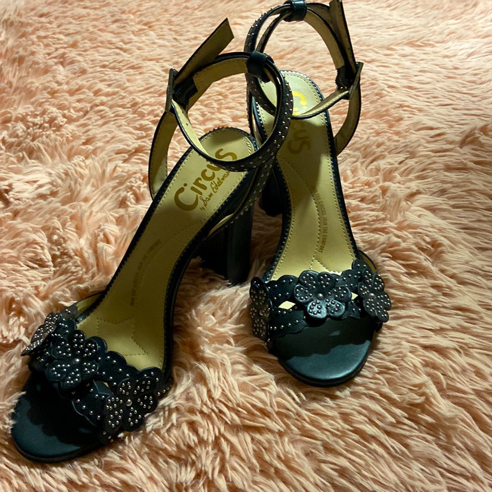 Ladies summer heels